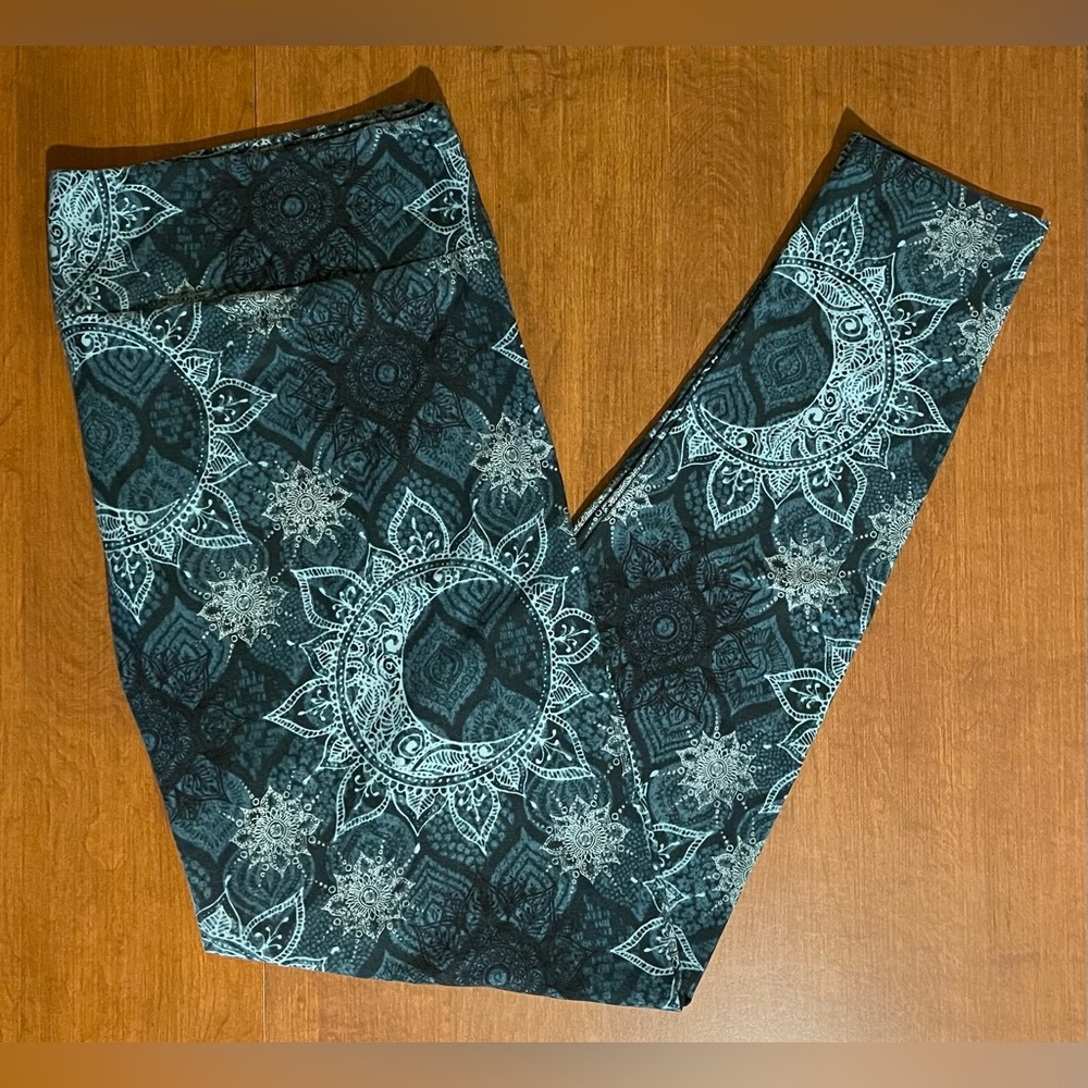 LuLaRoe TC2 Leggings